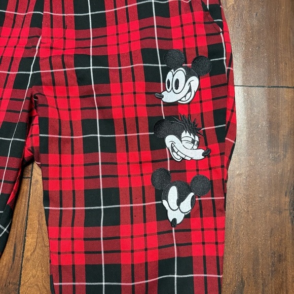 Disney Hot Topic Mickey Mouse Red and Black Plaid Pants Plus Size 2 / Size 16/18 - Picture 8 of 8